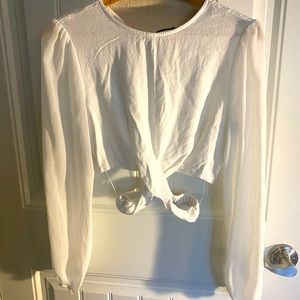 White Fate crop top from urban outfitters, worn once, size m